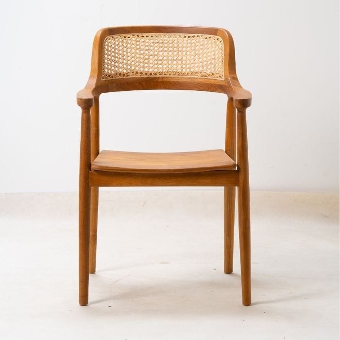 23e5c086e1e4bb3979650f304056185502ea32d3 Mulya Rattan כסא אוכל איטלקי מעוצב – תמונה 1